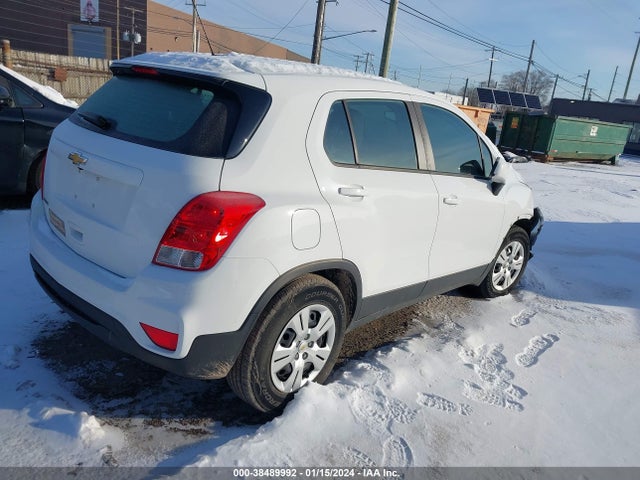 Chevrolet TRAX LS 2017 KL7CJKSB5HB207033 Image 4