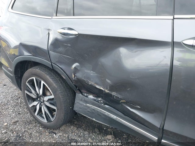 Honda Pilot Awd Touring 7 Passenger 2022 5FNYF6H64NB007796 Image 6