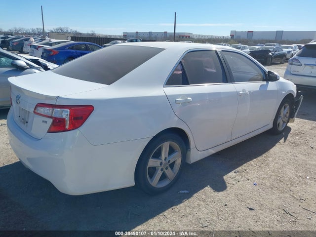 2014 TOYOTA CAMRY SE VIN: 4T1BF1FK7EU364157