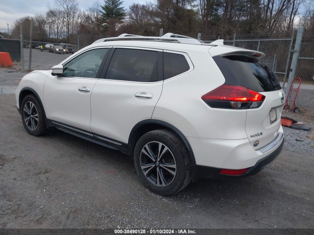 2018 NISSAN ROGUE SL VIN: JN8AT2MV8JW306699