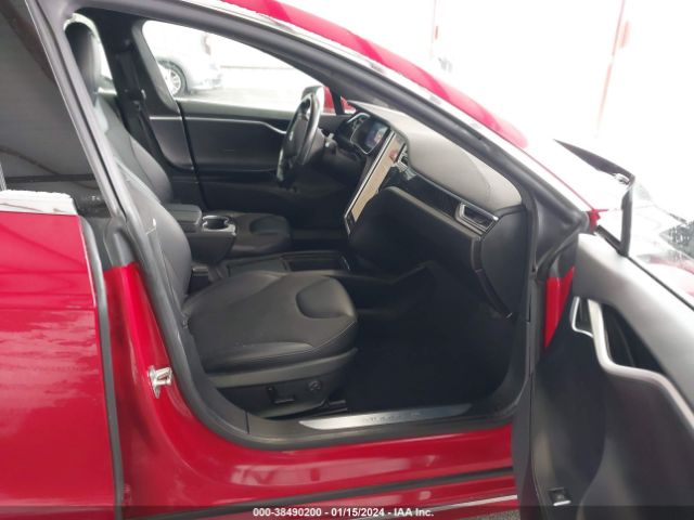 5YJSA1E45GF157302 Tesla MODEL S