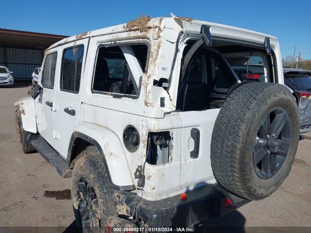 1C4HJXEG1MW598391 Jeep Wrangler Unlimited Sahara Altitude 4x4