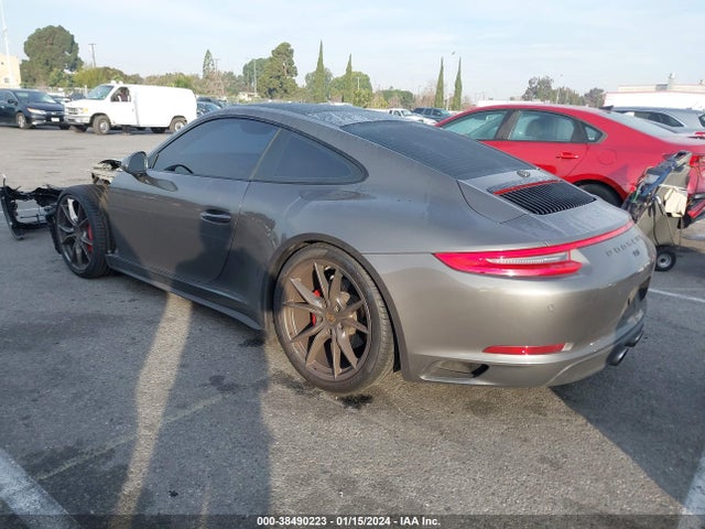 2017 PORSCHE 911 WP0AB2A92HS122446 Photo 2