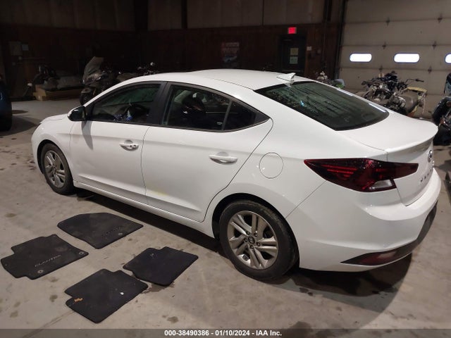 Hyundai Elantra Value Edition 2019 5NPD84LF9KH459597 Image 3
