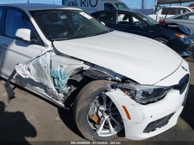 WBA8A9C32HK864264 BMW 320i
