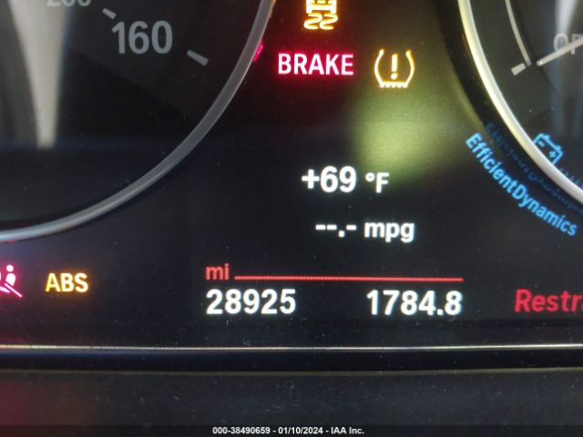 WBA8A9C32HK864264 BMW 320i