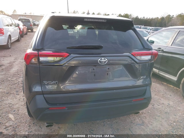 2021 TOYOTA RAV4 XLE PREMIUM VIN: 2T3C1RFV8MC170403