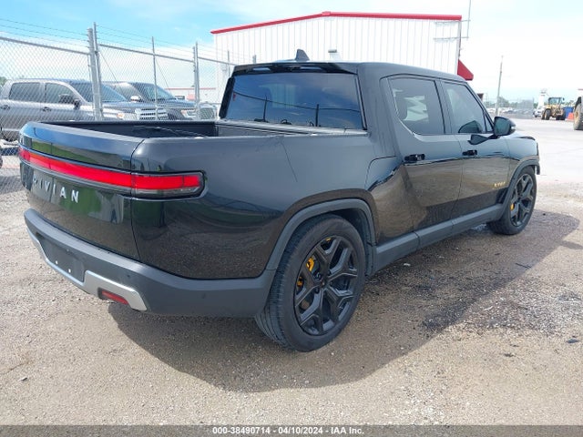Rivian R1t Adventure 2022 7FCTGAAA7NN014889 Image 4