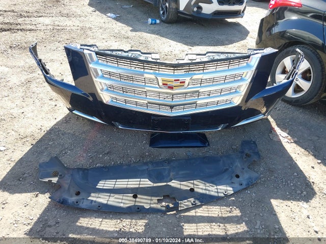 1GYS3BKJ7HR352303 Cadillac Escalade Luxury