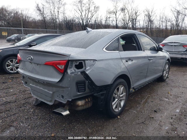 Hyundai SONATA SE 2015 5NPE24AF9FH064530 Image 4