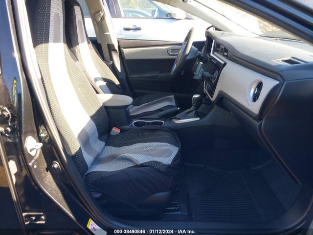 Toyota COROLLA LE 2019 2T1BURHE8KC201056 Image 5