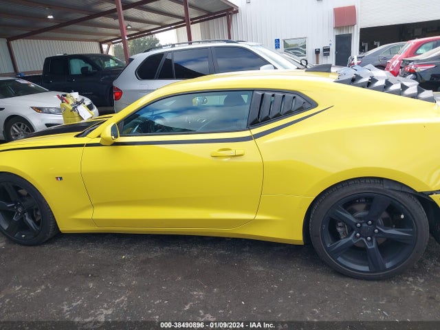 Chevrolet Camaro 1lt 2018 1G1FB1RX5J0141022 Image 14