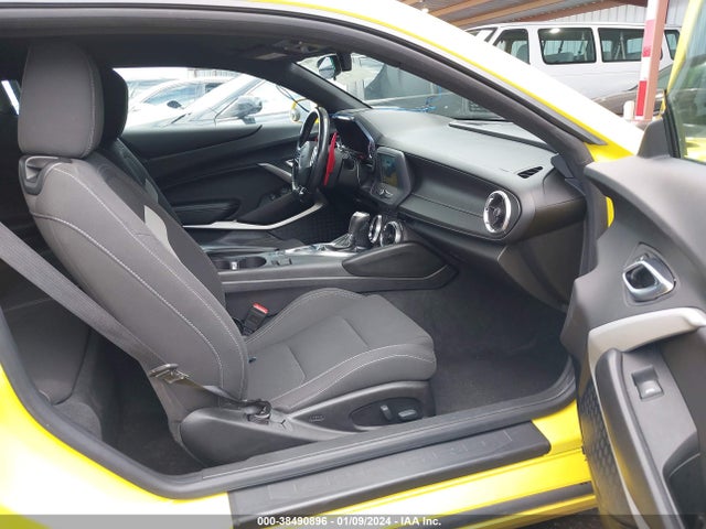 Chevrolet Camaro 1lt 2018 1G1FB1RX5J0141022 Image 5