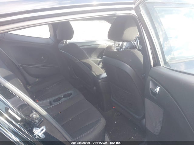 Hyundai Veloster Value Edition 2017 KMHTC6AD5HU321024 Image 8