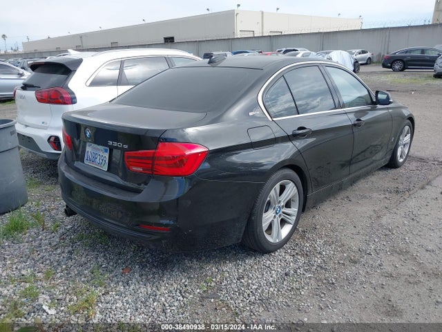 BMW 330e Iperformance 2017 WBA8E1C32HA029843 Image 4