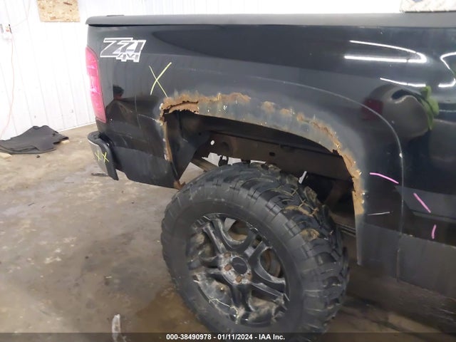 2008 CHEVROLET SILVERADO 1500 LT1 VIN: 2GCEK19J581276935