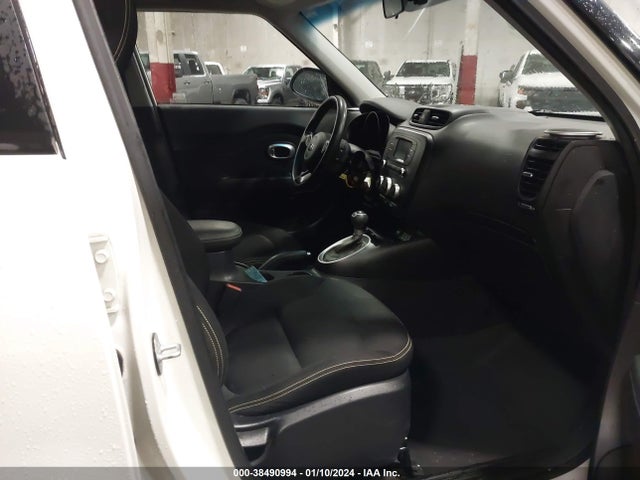 KIA SOUL + 2015 KNDJP3A59F7117734 Image 5