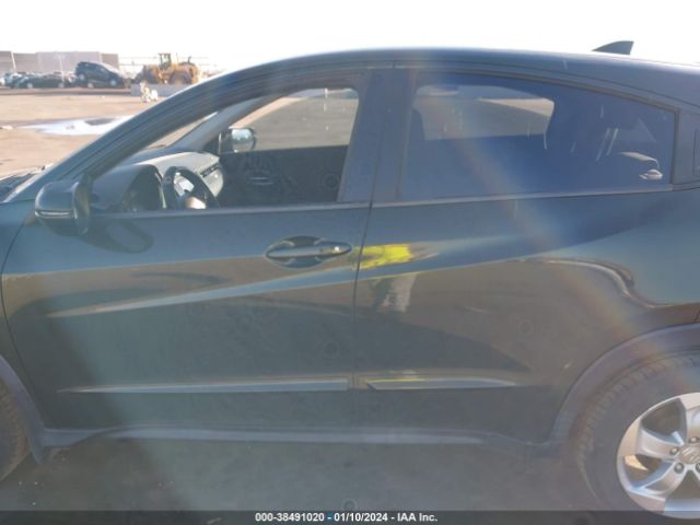 3CZRU5H57GM746715 Honda HR-V EX
