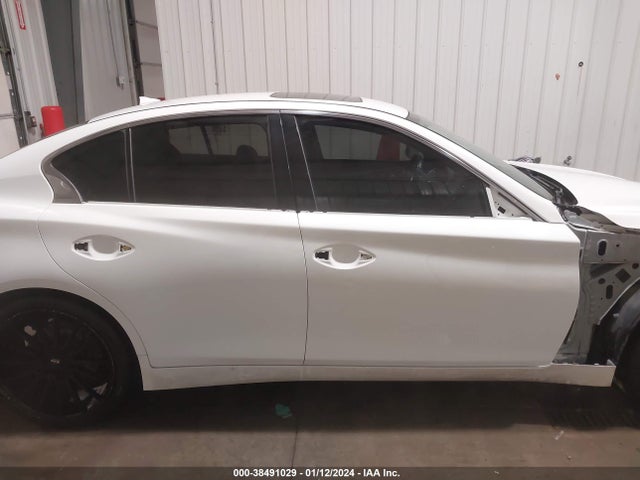 JN1EV7AR3JM434925 Infiniti Q50 3.0t Luxe