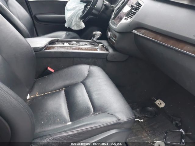 YV4A22PK6G1076325 Volvo Xc90 T6 Momentum