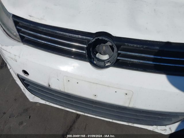 3VWD17AJ2EM408127 Volkswagen Jetta 1.8t Se