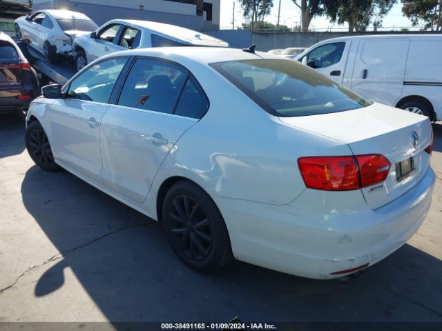 3VWD17AJ2EM408127 Volkswagen Jetta 1.8t Se