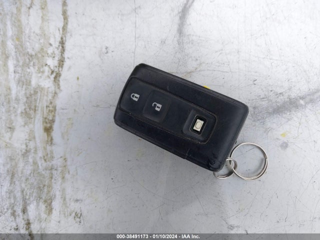 2007 TOYOTA PRIUS VIN: JTDKB20U977648357
