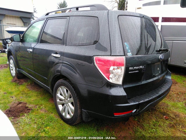 2013 SUBARU FORESTER 2.5X PREMIUM VIN: JF2SHADC5DG416412