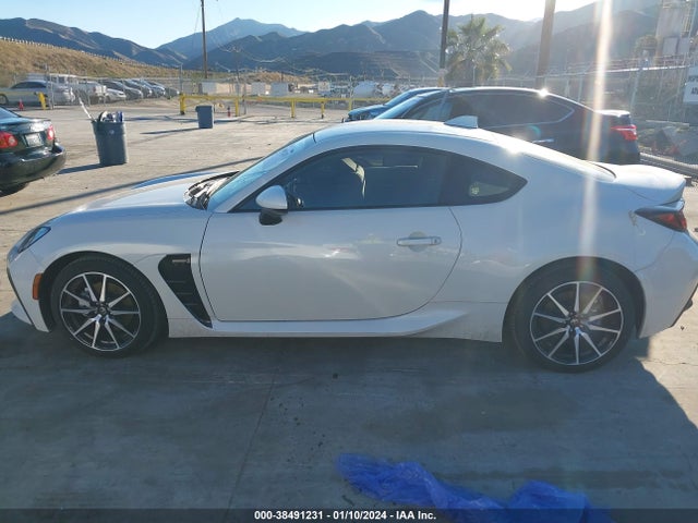 2022 TOYOTA GR86 VIN: JF1ZNBC10N8752515