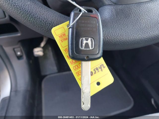 3CZRM3H39GG705942 Honda CR-V LX