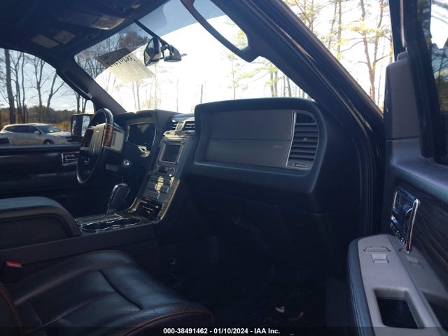 2007 LINCOLN NAVIGATOR ULTIMATE VIN: 5LMFU28557LJ24650