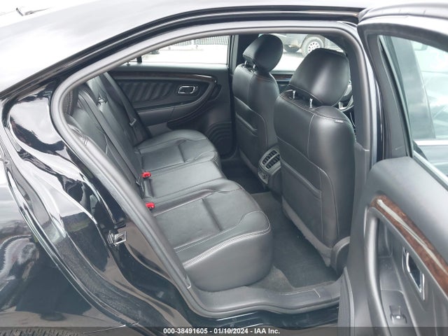 Ford Taurus Limited 2016 1FAHP2F89GG119082 Image 8