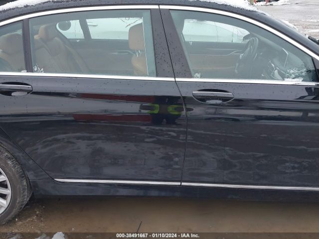 WBA7T4C08NCG99229 BMW 740i Xdrive