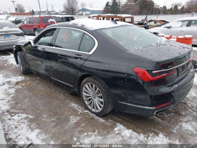 WBA7T4C08NCG99229 BMW 740i Xdrive