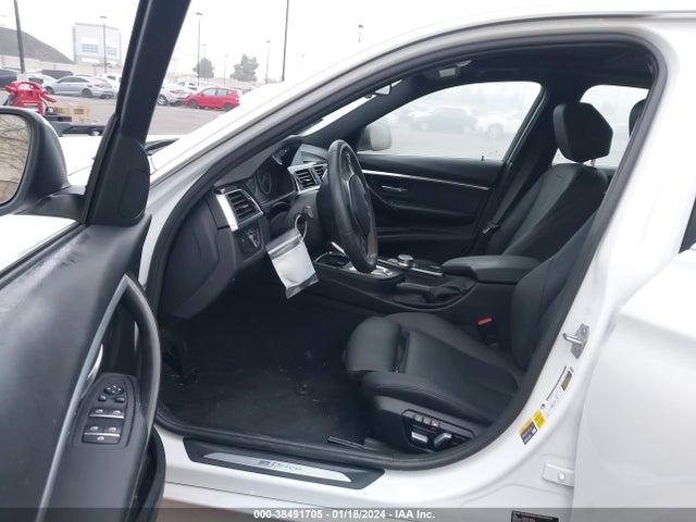 BMW 330e Iperformance 2018 WBA8E1C51JA171592 Image 5