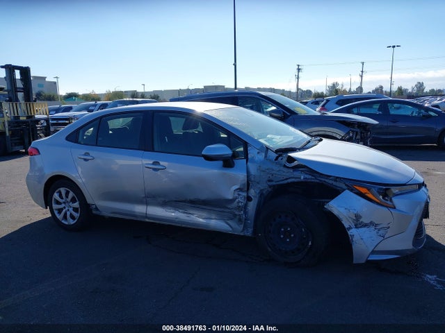 Toyota COROLLA LE 2022 JTDEPMAE2N3004060 Image 14