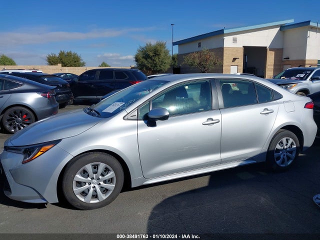 Toyota COROLLA LE 2022 JTDEPMAE2N3004060 Image 15