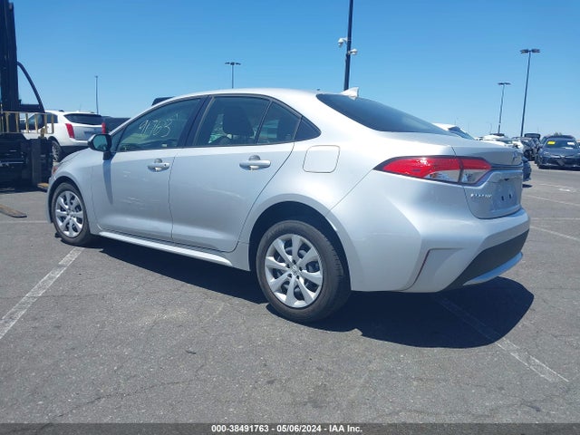 Toyota COROLLA LE 2022 JTDEPMAE2N3004060 Image 3