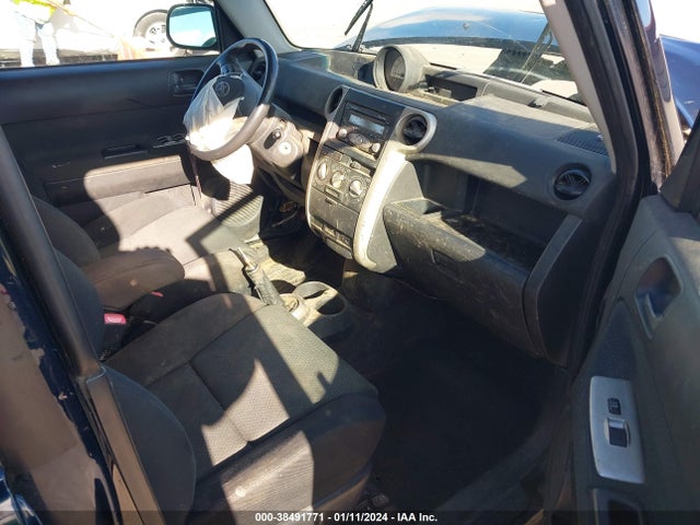 2006 SCION XB VIN: JTLKT334864089158