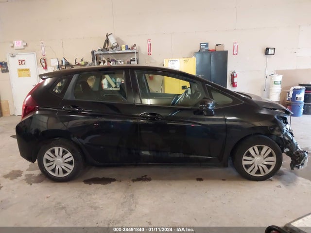 Honda FIT LX 2016 JHMGK5H57GS009281 Image 14