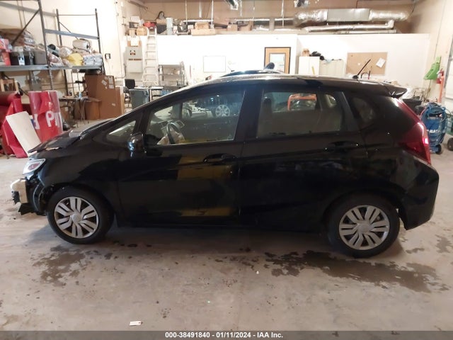 Honda FIT LX 2016 JHMGK5H57GS009281 Image 15