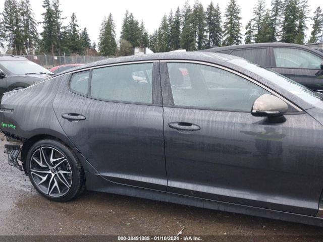 KNAE35LD8N6116072 KIA Stinger Gt-line