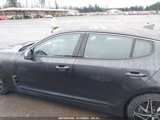 KNAE35LD8N6116072 KIA Stinger Gt-line