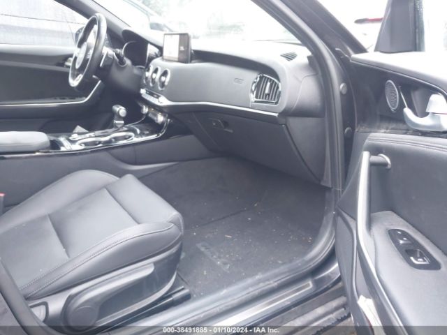 KNAE35LD8N6116072 KIA Stinger Gt-line