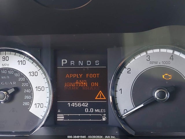 2009 JAGUAR XF SAJWA07C591R43940 Photo 6