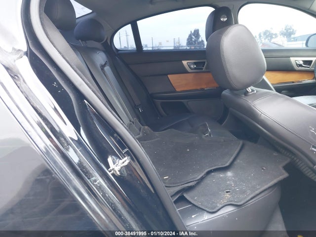 2010 JAGUAR XF SAJWA0FA6AHR59365 Photo 7