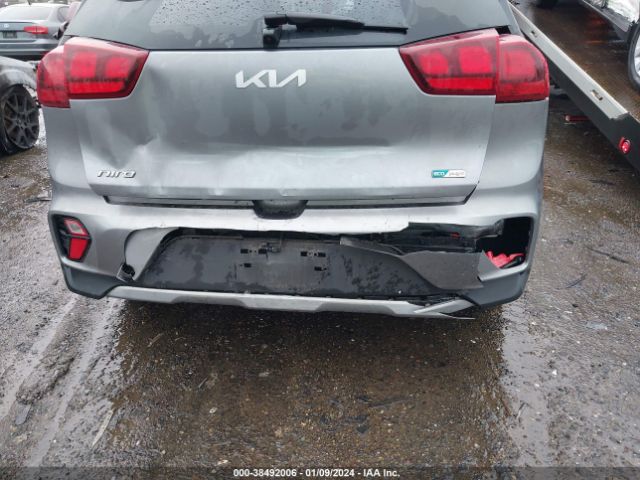 2022 KIA NIRO PLUG-IN HYBRID KNDCM3LD3N5543371 Photo 5