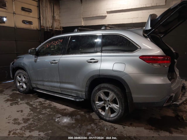 2017 TOYOTA HIGHLANDER LIMITED VIN: 5TDDZRFH2HS416181