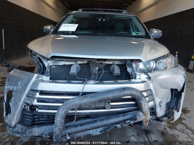 2017 TOYOTA HIGHLANDER LIMITED VIN: 5TDDZRFH2HS416181