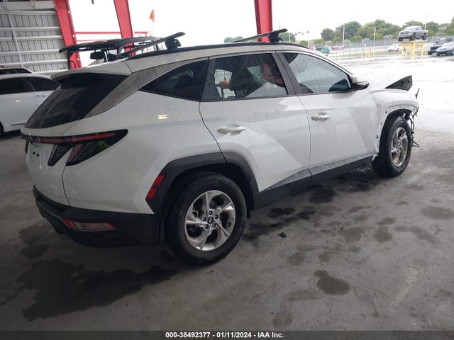 Hyundai TUCSON SEL 2022 5NMJB3AE4NH079027 Image 4